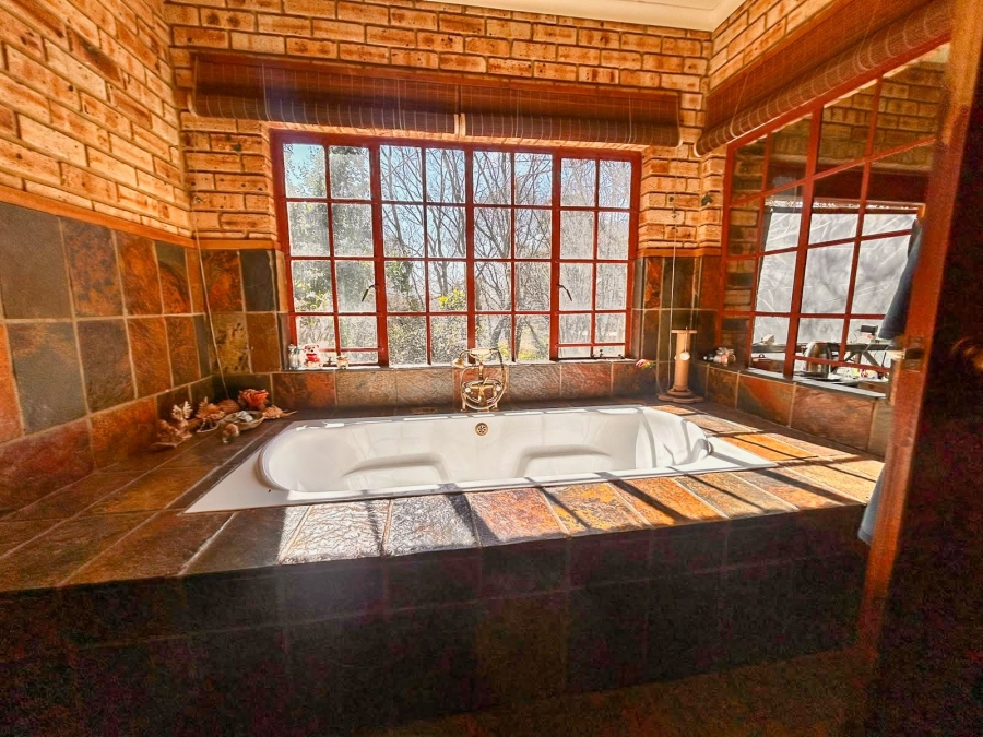 4 Bedroom Property for Sale in Willow Grange Free State